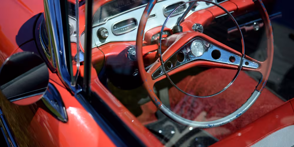 Pourquoi-votre-volant-de-voiture-grince-_-causes-et-solutions