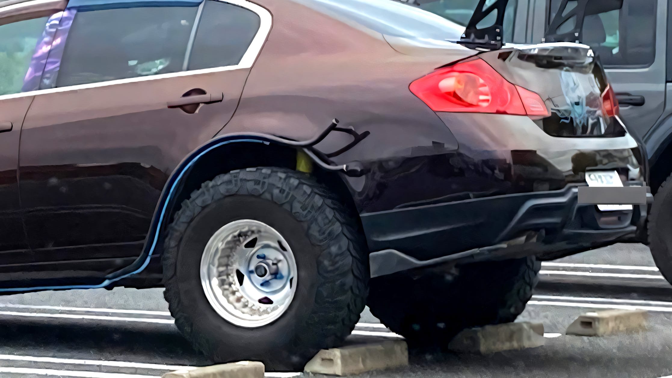 This Nissan Skyline Wants To Be An Off-Roader And A Drag Racer