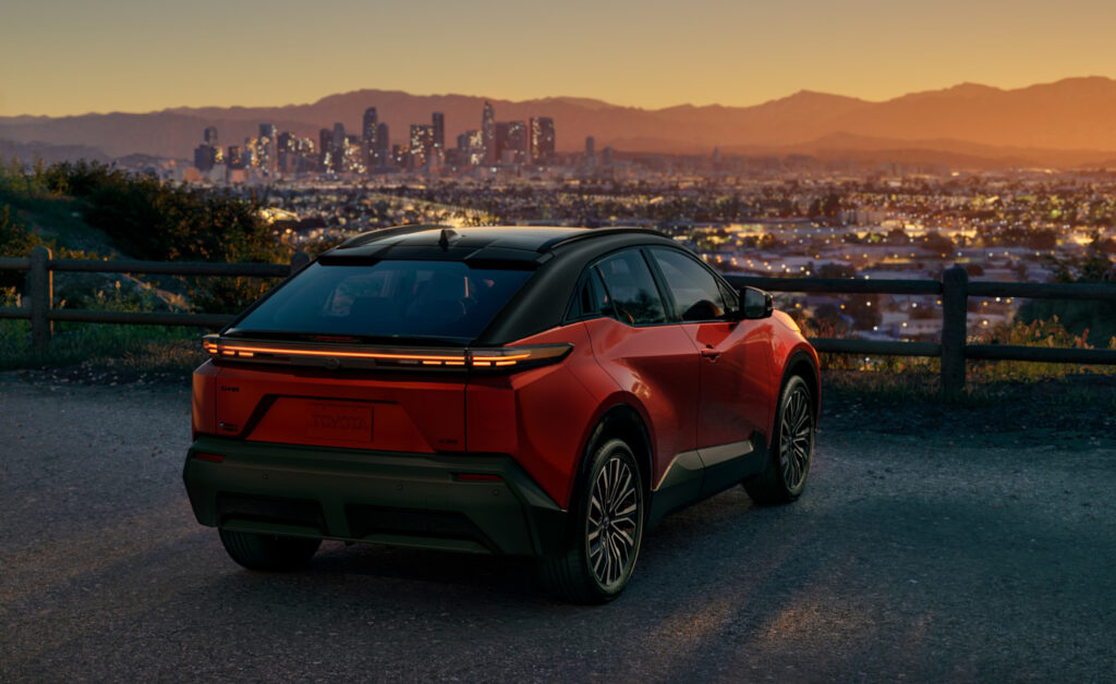   Toyota et Lexus sont prêtes à inonder l'Amérique avec de nouveaux véhicules électriques