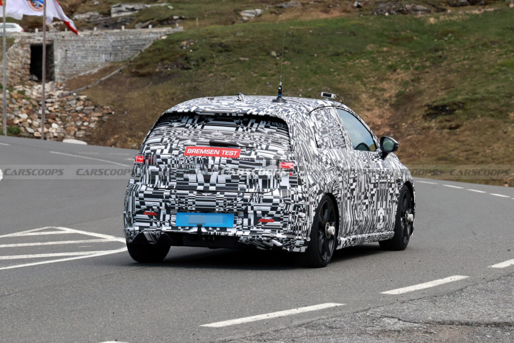   La trappe la plus chaude de VW pourrait avoir 400 ch et une configuration à 3 moteurs