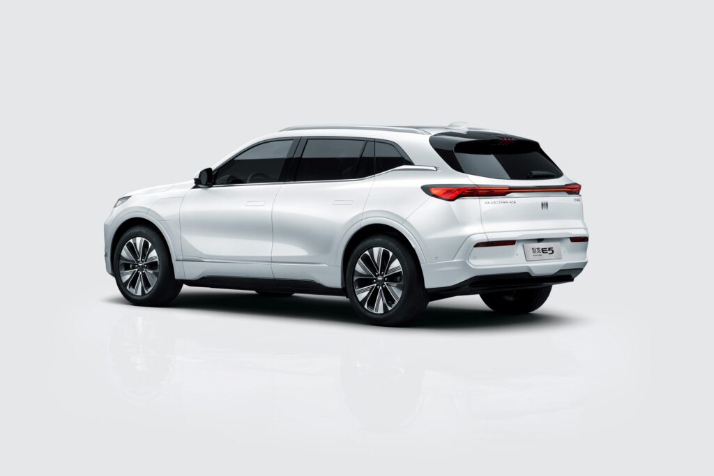   Le croisement électrique de Buick s'est bien amélioré en Chine