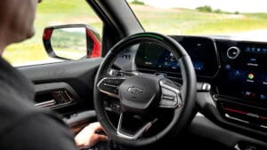 Les conducteurs pouvaient voir deux fois plus dans les années 90 que dans certains VUS aujourd’hui