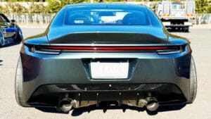 Cette Nissan fait une meilleure Porsche que Porsche