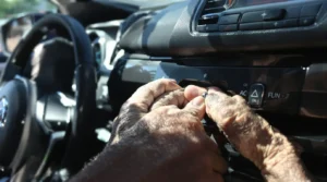 Comment démarrer une voiture facilement sans perdre de temps