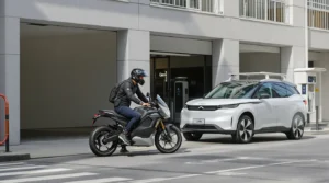 Pourquoi choisir une moto automatique pour vos trajets urbains ?